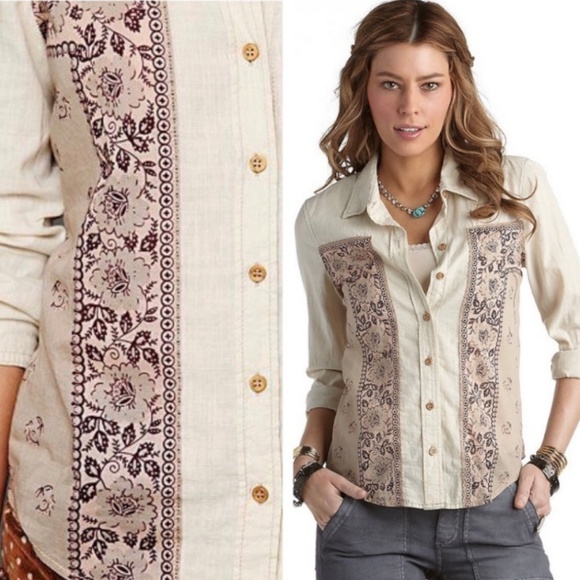 Free People Tops - Free people Born Free Chambray Blouse